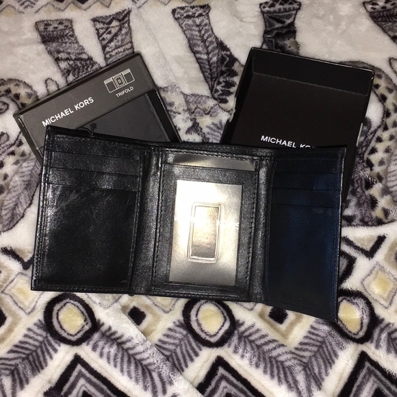 Michael Kors Walet - Picture 2 of 6